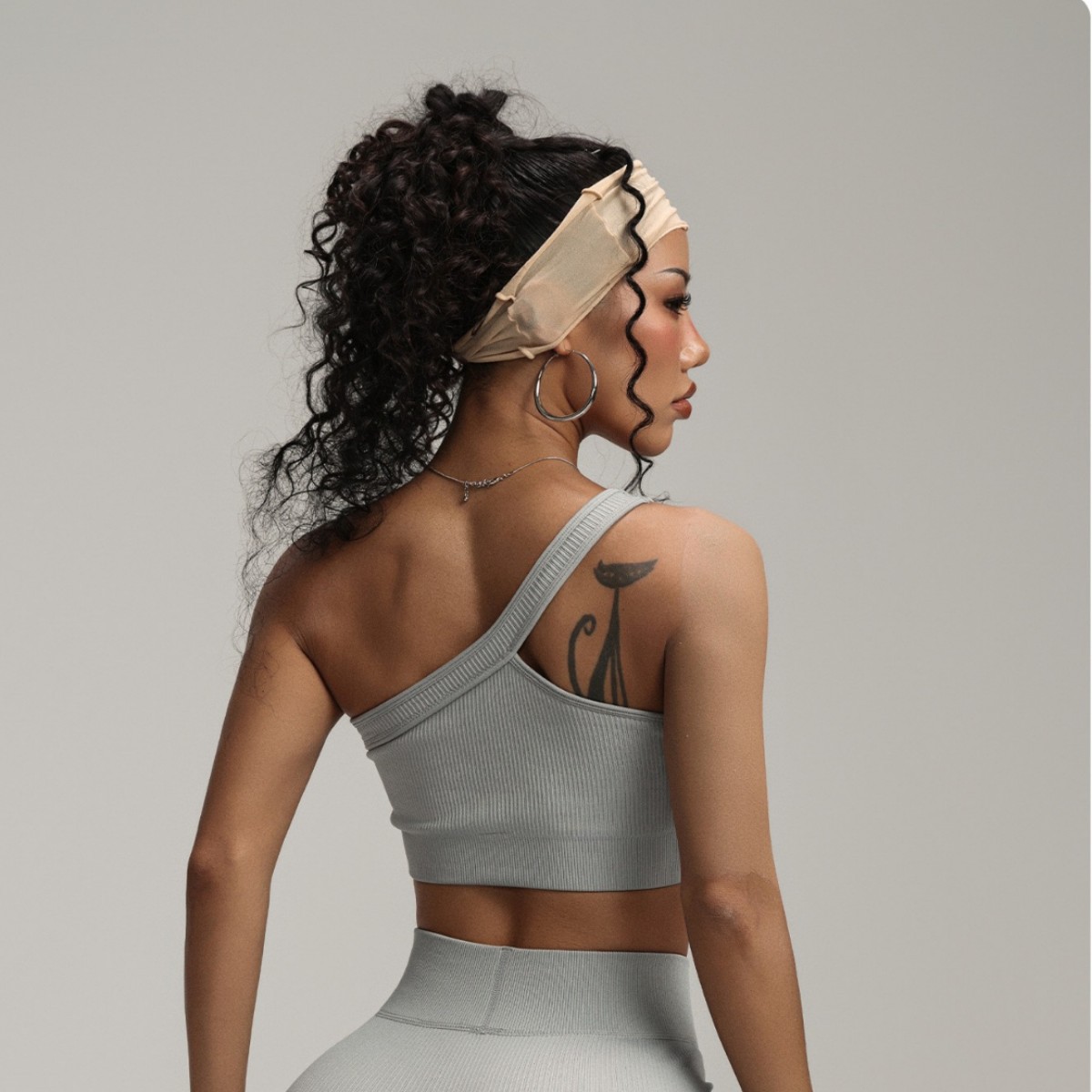 Seamless Ribbed Workout Tank Top - Damski sportowy biustonosz z jednym ramiączkiem,