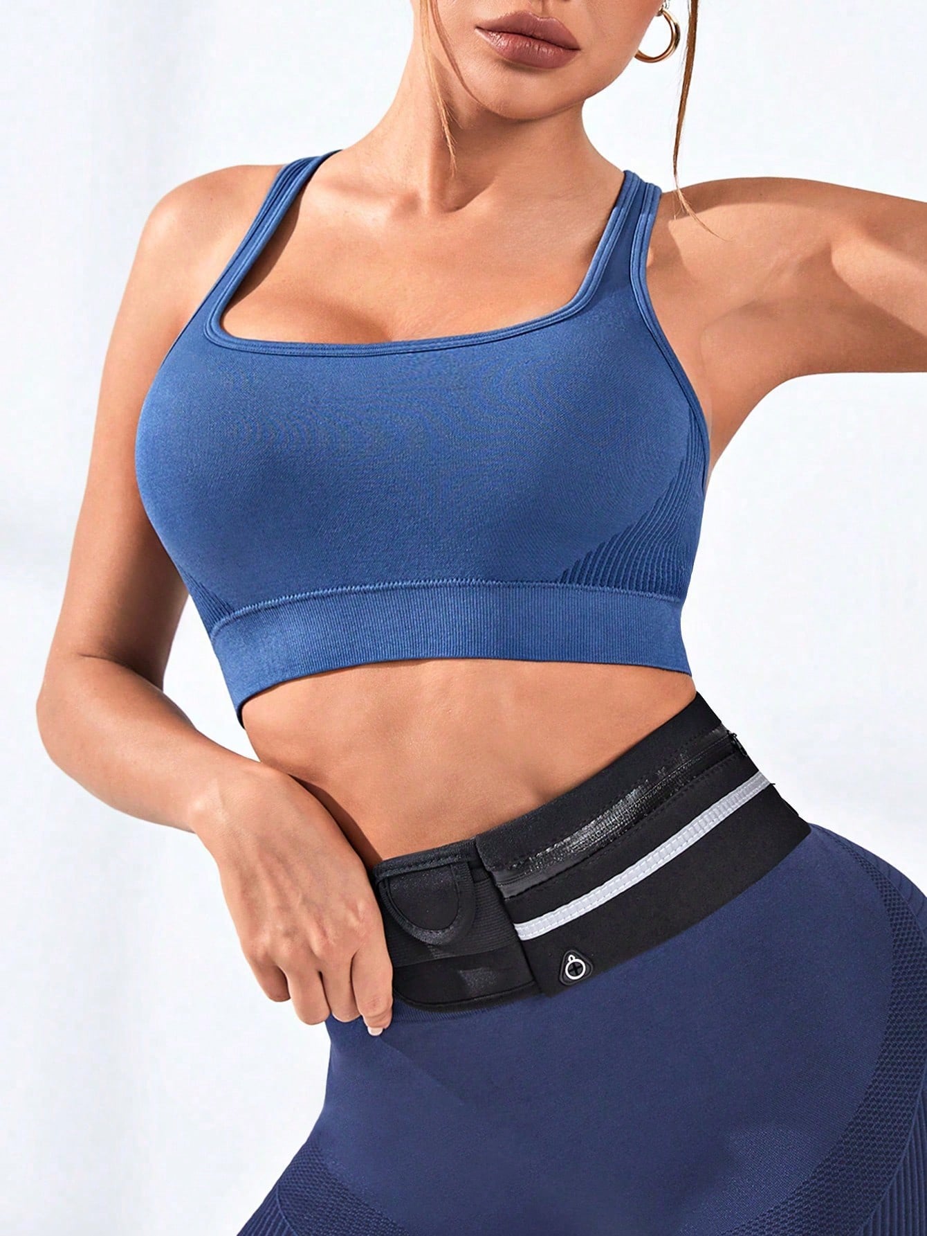 Damski sportowy biustonosz typ – Seamless Ribbed Workout Tank Top recenzja i cena