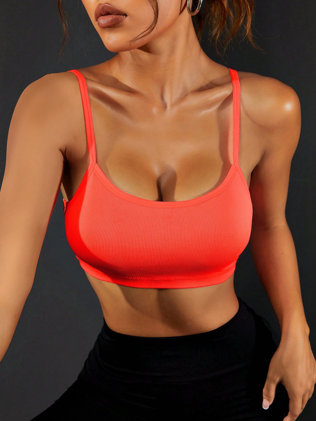 Damski prążkowany sportowy biu – Seamless Ribbed Workout Tank Top recenzja i cena