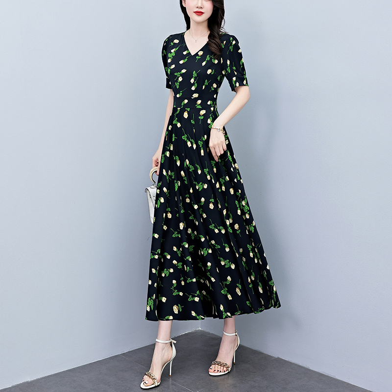 Letnie sukienki midi z krótkim – French Vintage Floral Midi Dress recenzja i cena