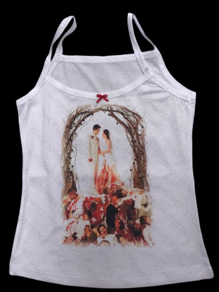 Grafika anime, topy typu camis – Y2K Graphic Baby Tee Crop recenzja i cena